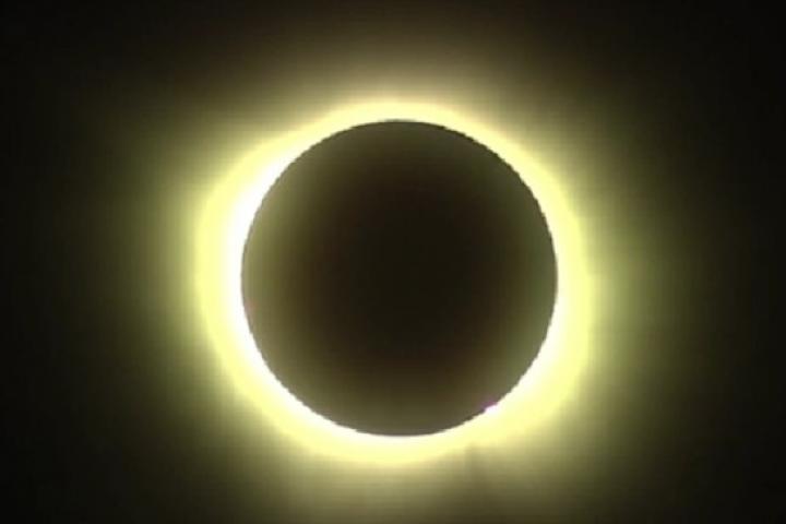 Imagen del eclipse solar total