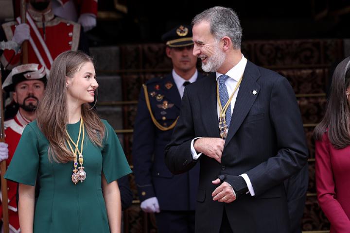 Imagen de archivo del rey Felipe VI y la heredera al trono, Leonor.