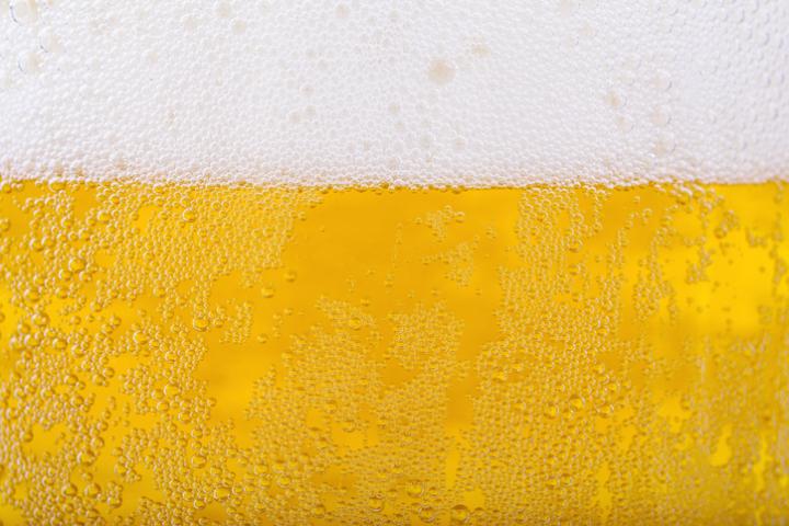 Imagen de archivo de un plano detalle de una cerveza.