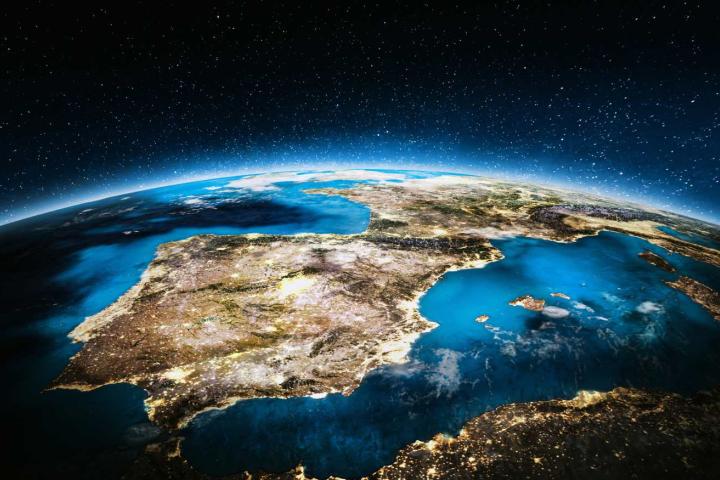 Representación virtual de España vista desde el espacio