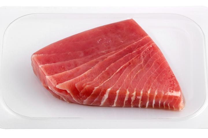 Imagen de archivo de un filete de atún envasado.