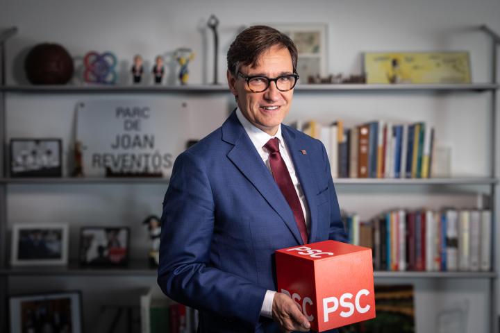 Salvador Illa, en la entrevista concedida a El HuffPost en su despacho de Barcelona.