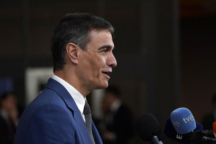Pedro Sánchez, ante la prensa en Bruselas