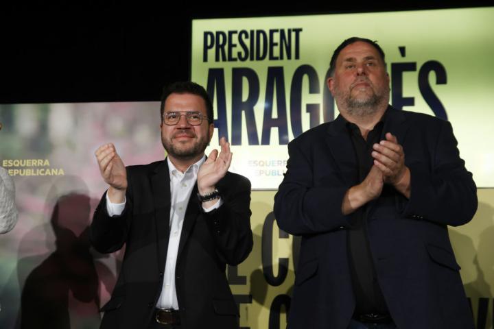 Pere Aragonès y Oriol Junqueras, en un mitin de la campaña electoral catalana