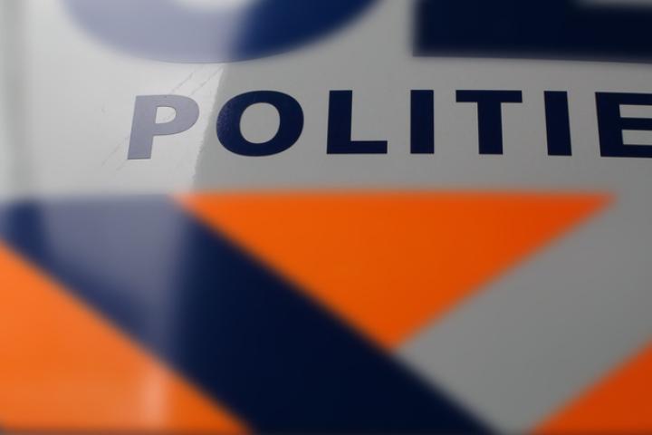 Imagen de archivo del logo de la Policía neerlandesa, en uno de sus coches patrulla.