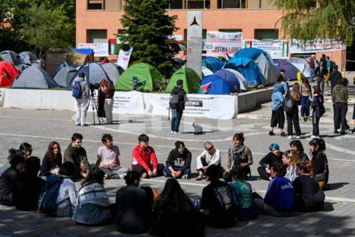 Estudiantes de la UCM acampados por Gaza