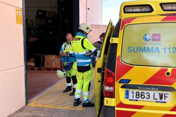 Médicos en la nave de Boadilla del Monte.