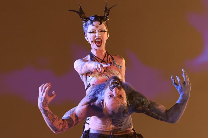 Bambie Thug, en la final de Eurovisión 2024.