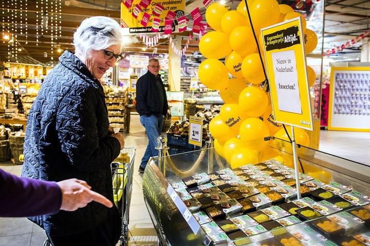 Interior de un supermercado Jumbo como el de la frontera