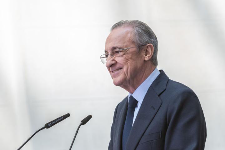 Florentino Pérez, sonriente