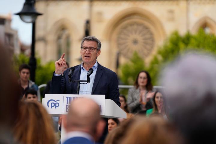 El presidente del PP, Alberto Núñez Feijóo, en un mitin de la campaña de las europeas