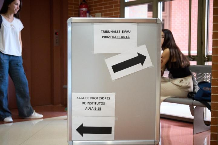 Pasillos de los exámenes de la EBAU