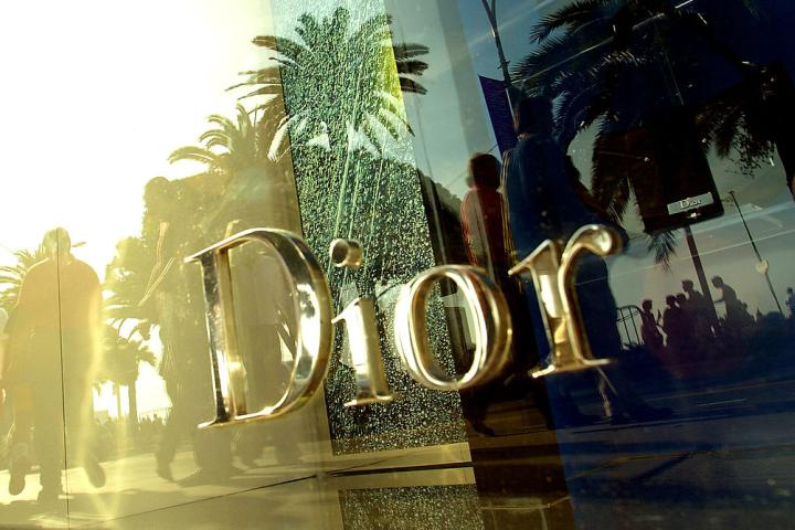 Imagen de archivo de un logo de Dior.