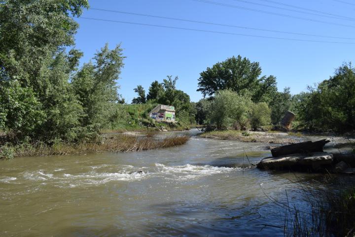 La ubicación donde se levantará el futuro puente en Mejorada del Campo (Madrid).