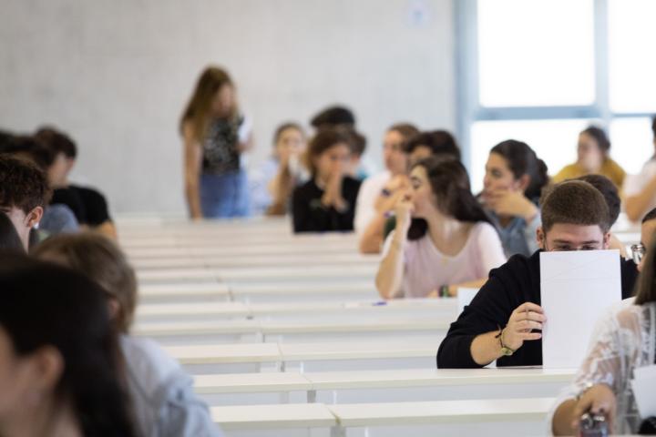 Alumnos en el examen de la EBAU, antigua Selectividad