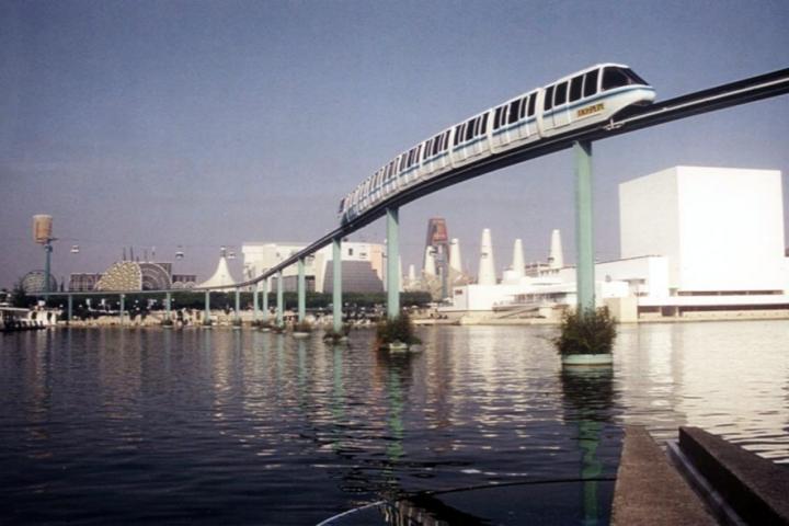 El monorraíl de la Expo 92 de Sevilla