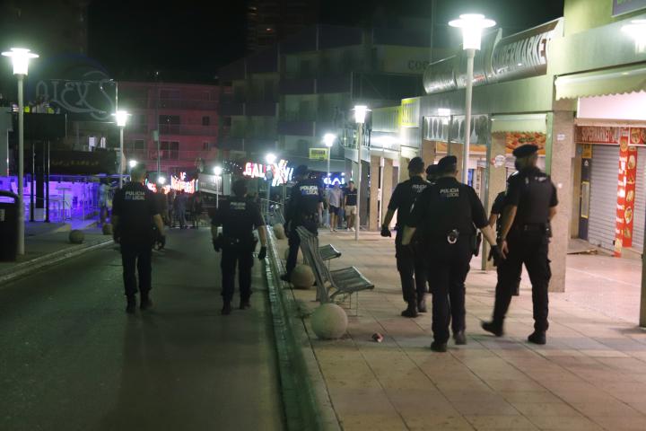 Policía en Magaluf.