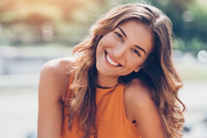 El mejor producto para broncear la piel: gotas bronceadoras de la cara