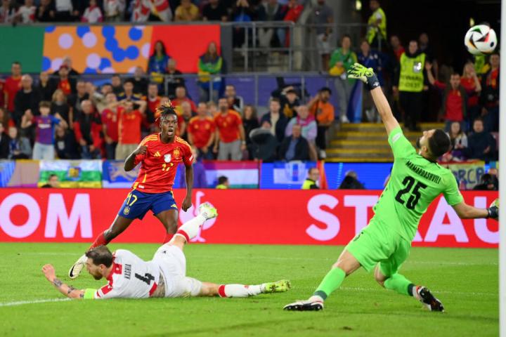 Nico Williams, en la acción del 3-1