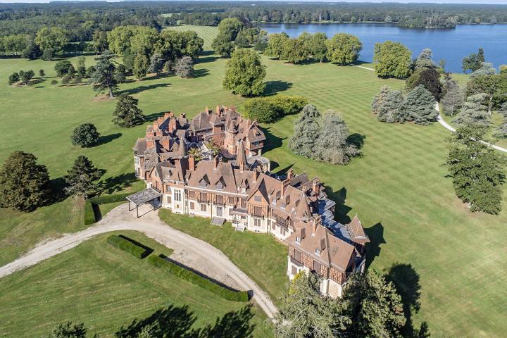Imagen de archivo de la Château d'Armainvilliers, casa que perteneció anteriormente a la familia Rothschild y al rey Hassan II de Marruecos.