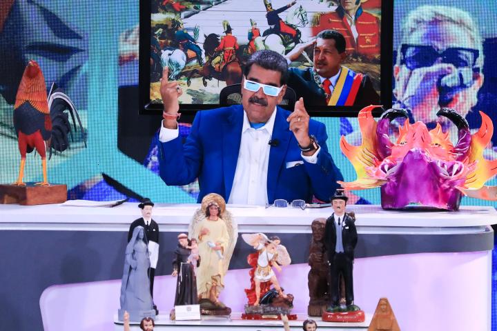 Nicolás Maduro durante la emisión de su programa semanal "Con Maduro +"