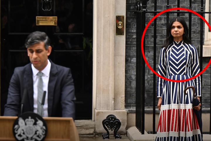 El rostro de la empresaria Akshata Murthy, esposa del ya 'expremier' Rishi Sunak, durante el discurso de salida del político conservador que ha llevado a los 'tories' al peor resultado de su historia.