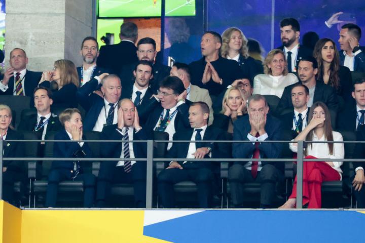 Así reaccionaron los 'royals' a una de las jugadas sucedidas en los últimos minutos del partido que enfrentó a España contra Inglaterra.