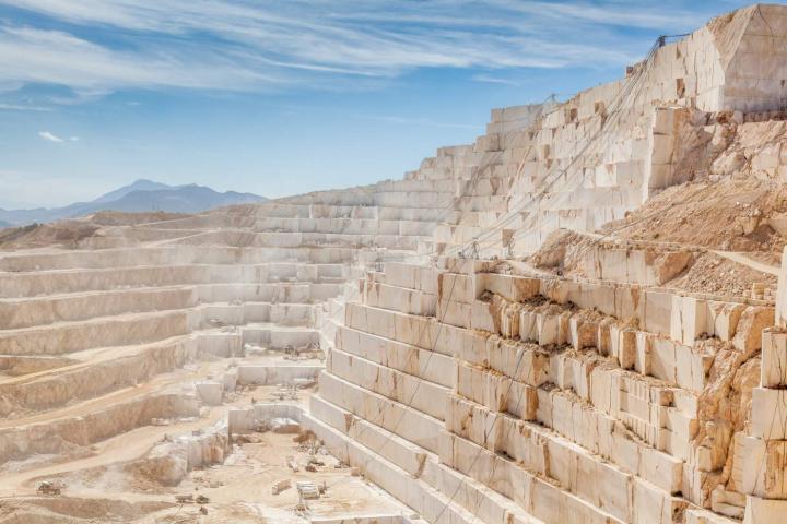 Cantera de mármol blanco