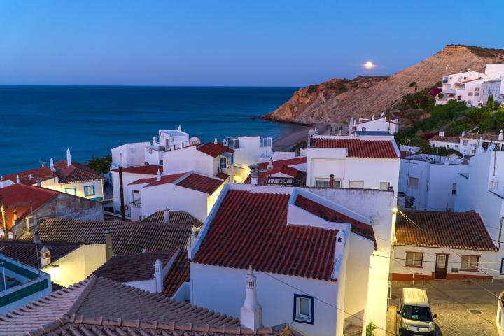 Burgau es un pueblito del Algarve Portugués de menos de 500 habitantes.