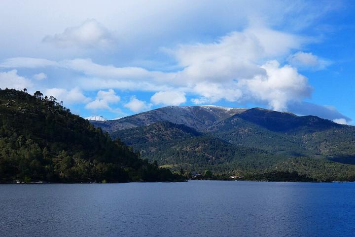 Embalse de El Burguillo, en El Tiemblo (Ávila)