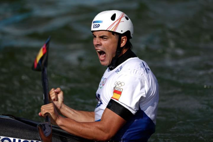 Pau Echaniz, eufórico tras completar su bajada en la final de K1