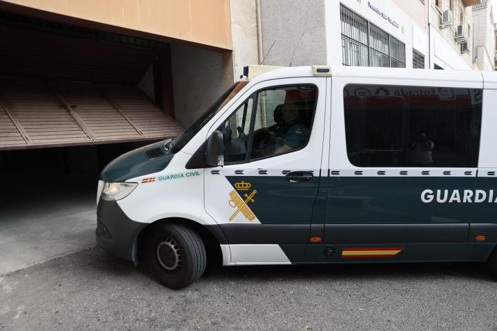 El presunto autor de la muerte de Mateo, el niño de 11 años apuñalado mortalmente mientras se encontraba jugando al fútbol con sus amigos en el polideportivo de Mocejón (Toledo), pasa este jueves a disposición judicial, un día después del entierro del menor.