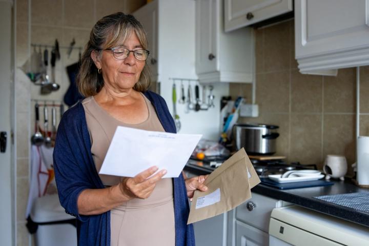 El IMSERSO enviará desde hoy 200.000 cartas diarias a los jubilados para apuntarse a sus viajes