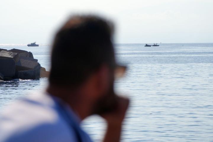 Imagen de archivo del dispositivo de búsqueda y emergencias activado tras el naufragio del 'Bayesian', en Sicilia (Italia).