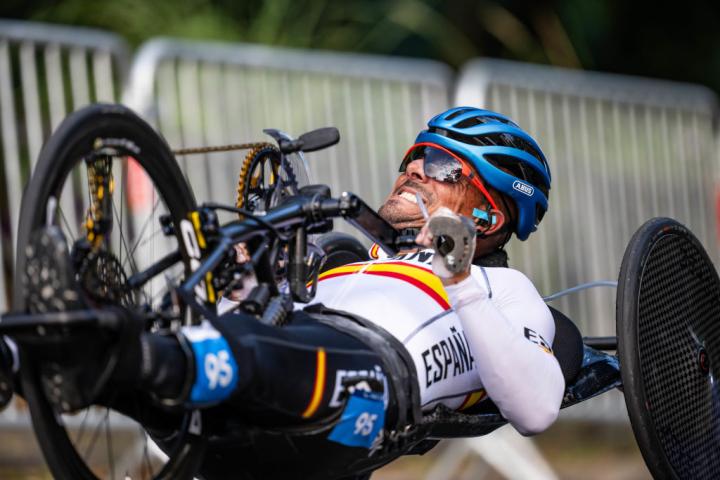 Sergio Garrote, en la prueba de fondo de ciclismo categoría H2 este jueves