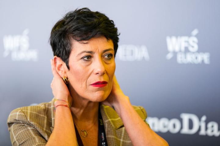 Elma Saiz, pensativa en un acto reciente