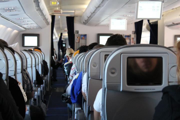 Interior de un avión.