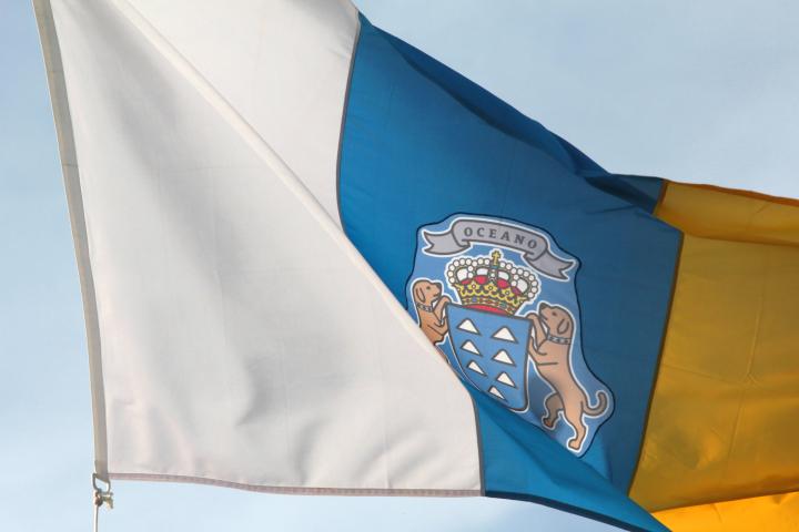 Banderas de Canarias.