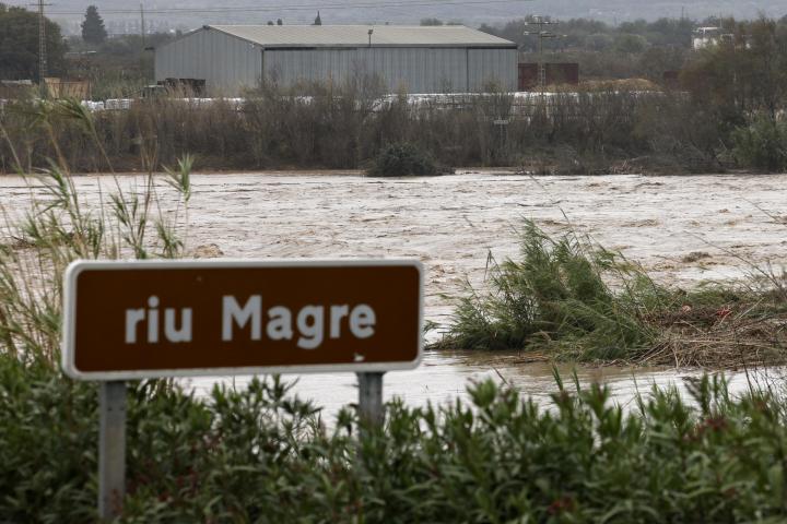 El río Magro a su paso por Alfarp (Valencia)