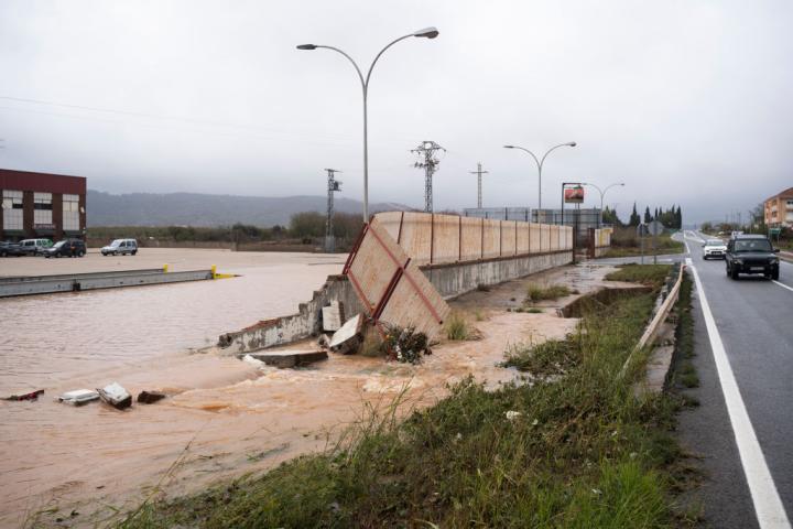 Los daños causados por la DANA en Llombai (Valencia)