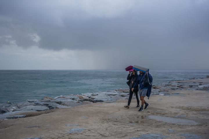 Foto de archivo de fuertes lluvias en Barcelona