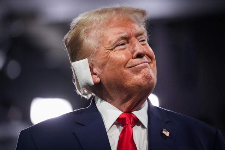 Aparición de Trump días después del intento de asesinato