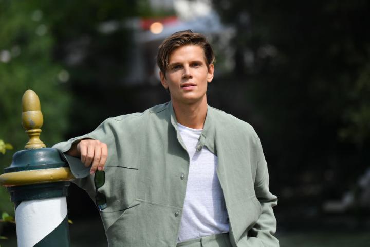 Alessandro Egger en el Festival de Venecia en 2021.