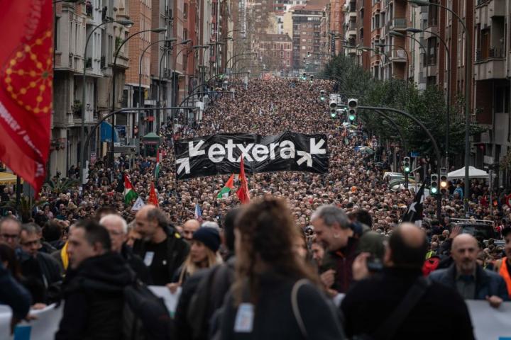 Manifestación en enero de este año de la red de apoyo a los presos de ETA en Bilbao.