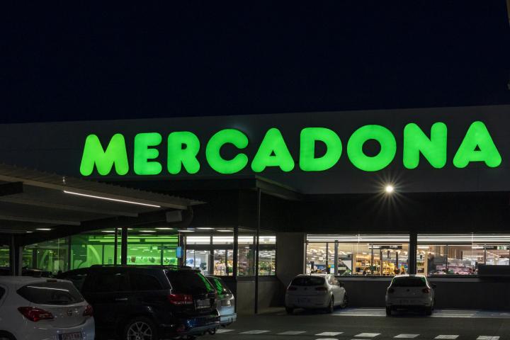 Exterior de uno de los supermercados de Mercadona en Mallorca.