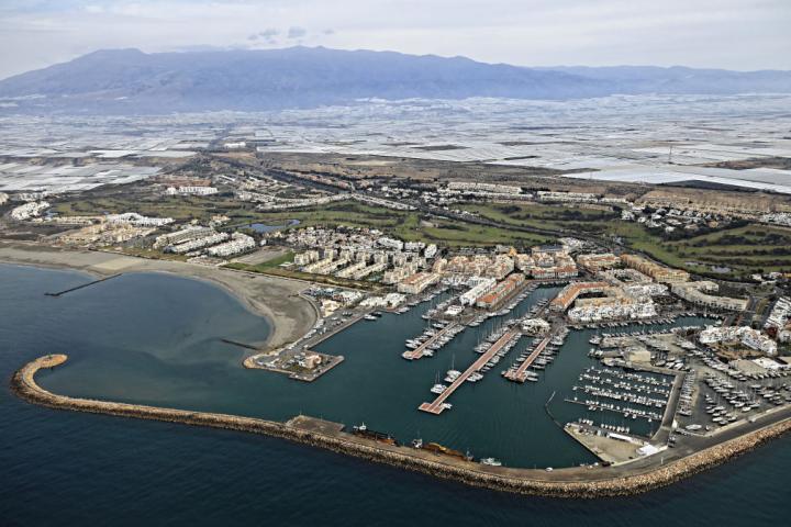 Vista aérea de Almerimar.