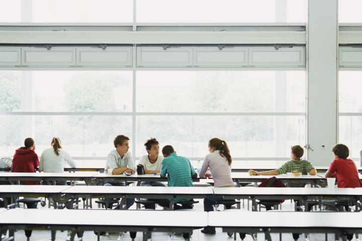 Vista del comedor de un colegio.