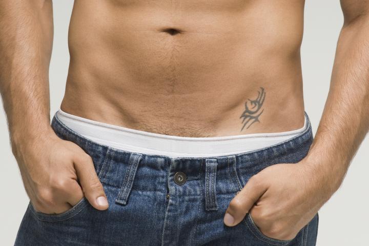 Abdomen masculino.
