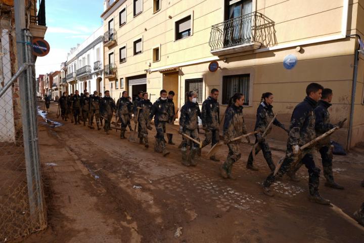 Calles de Benetusser tras el paso de la riada.