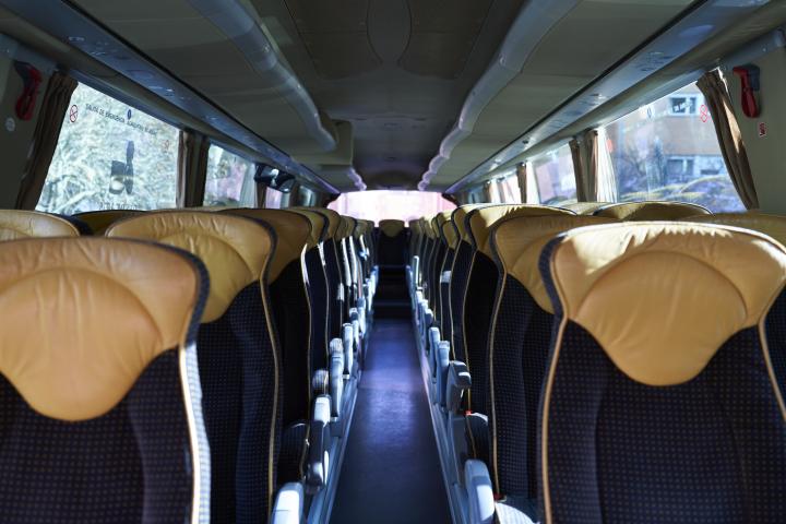 Imagen de archivo del interior de un autobús.